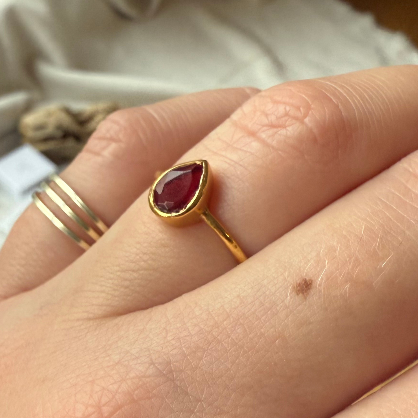 HEART EMPOWERMENT RING / ROTER TURMALIN