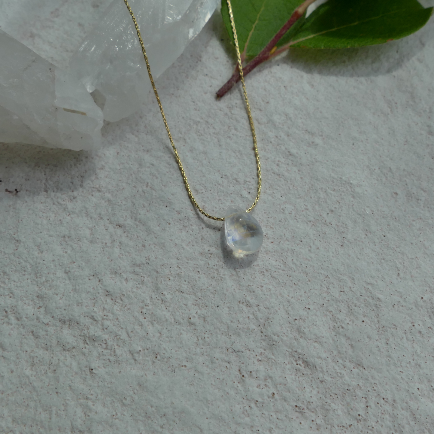 ESSENCE KETTE / REGENBOGEN MONDSTEIN