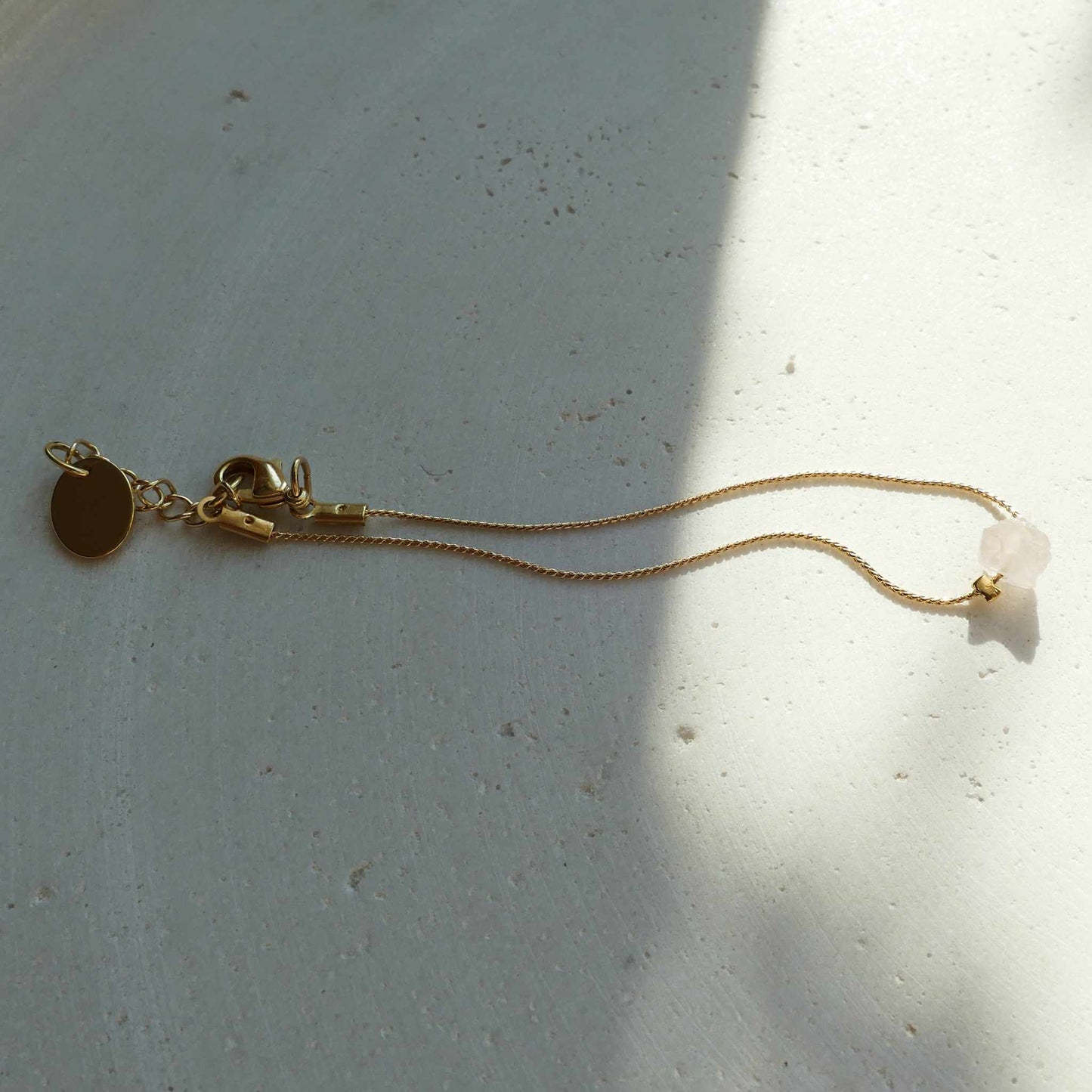 LOVE-ROCK ARMBAND GOLD / ROSENQUARZ