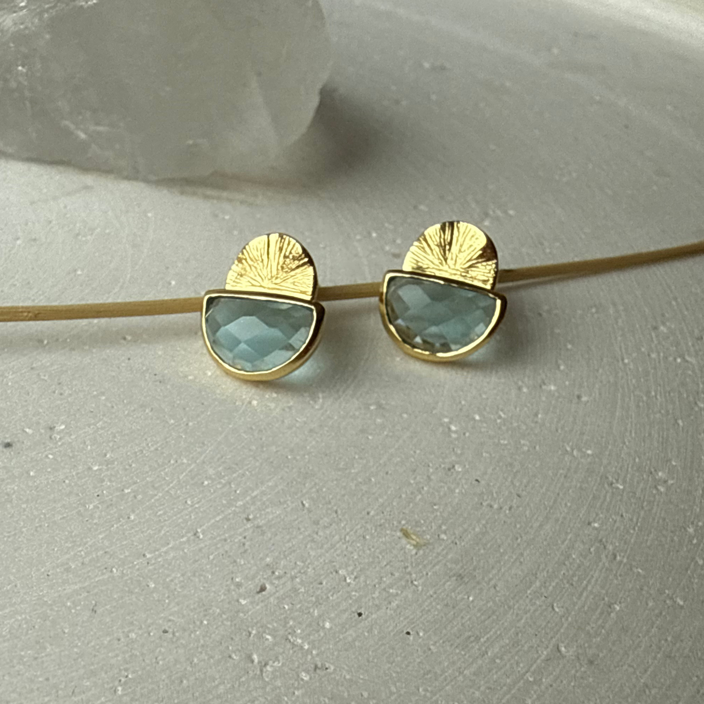 DIVINE OHRRINGE / BLAUTOPAS