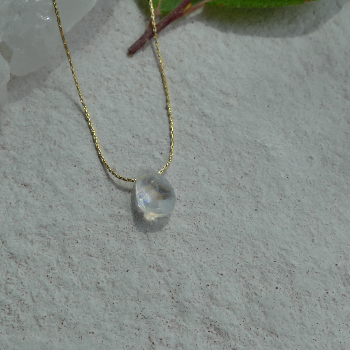 ESSENCE KETTE / REGENBOGEN MONDSTEIN