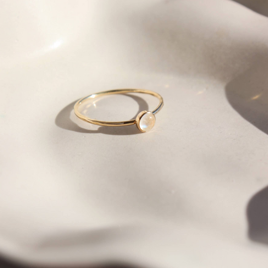 LIANA RING / REGENBOGEN MONDSTEIN